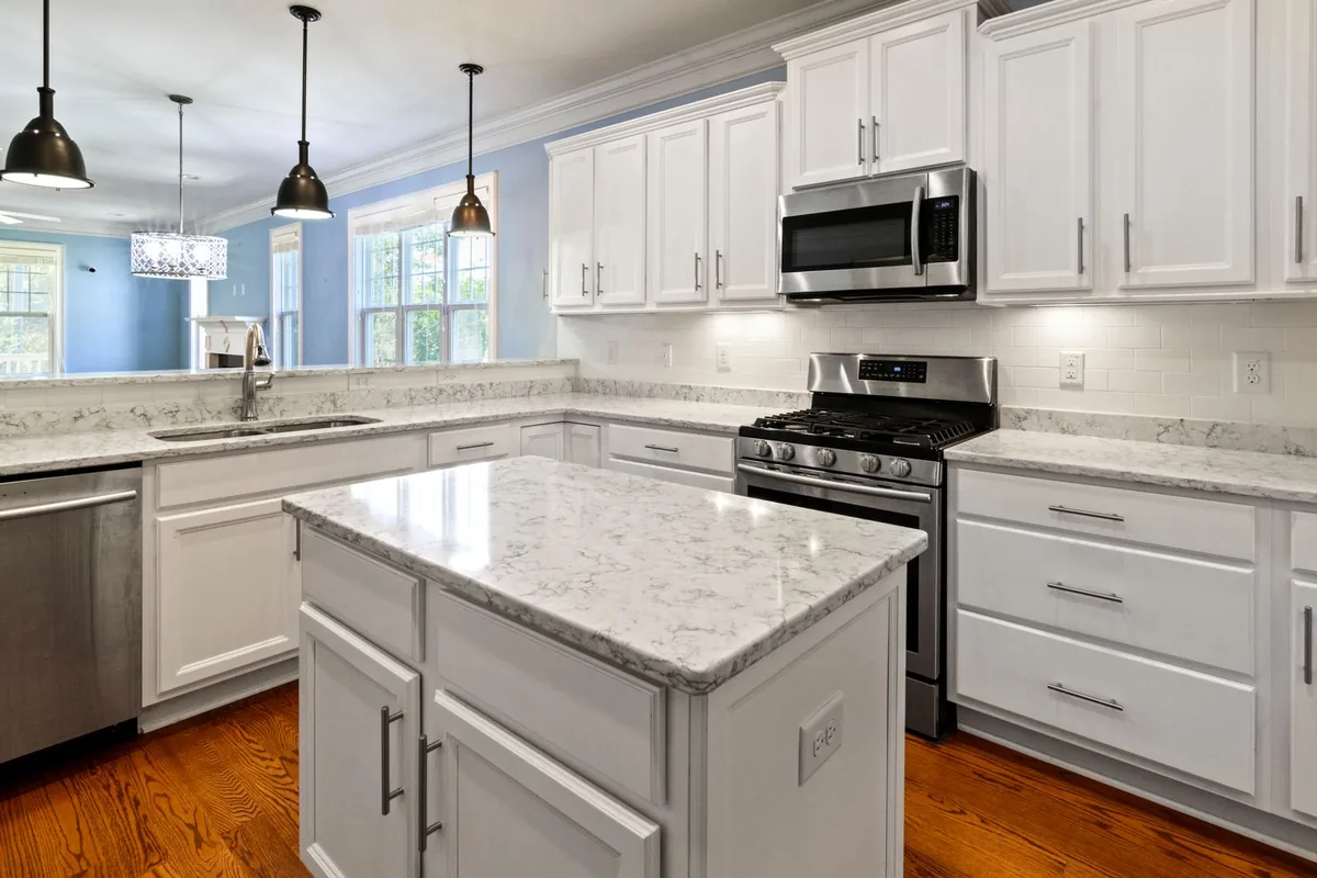 Filth & Squalor Cleanup in Beverly Hills, TX